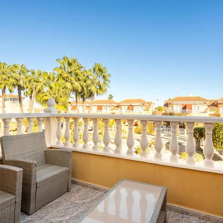 Casa Cuatro Holiday home