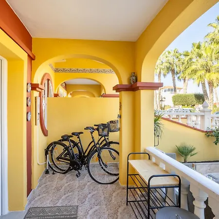 Casa Cuatro Holiday home *